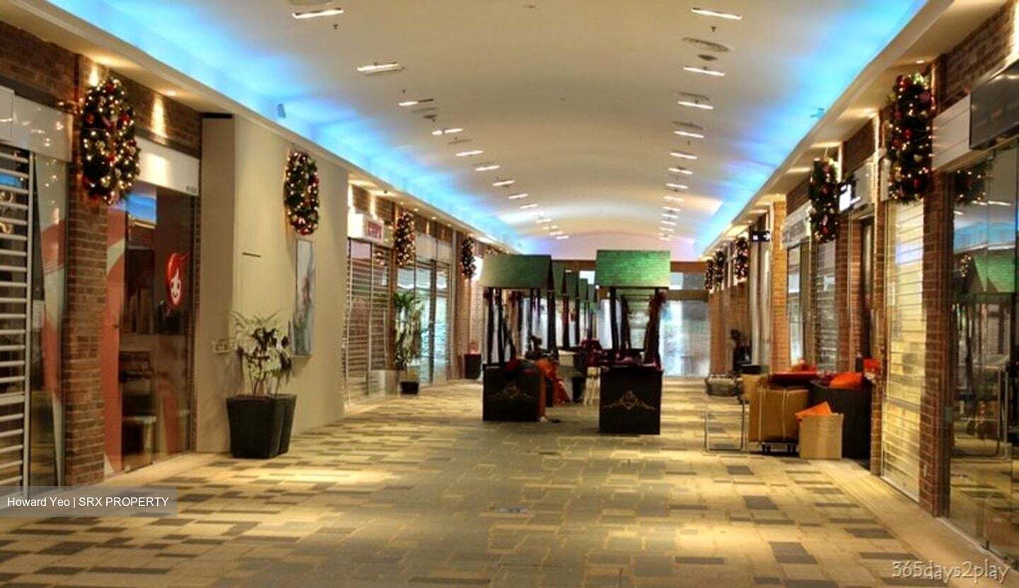 Icon Village (D2), Retail #623845001